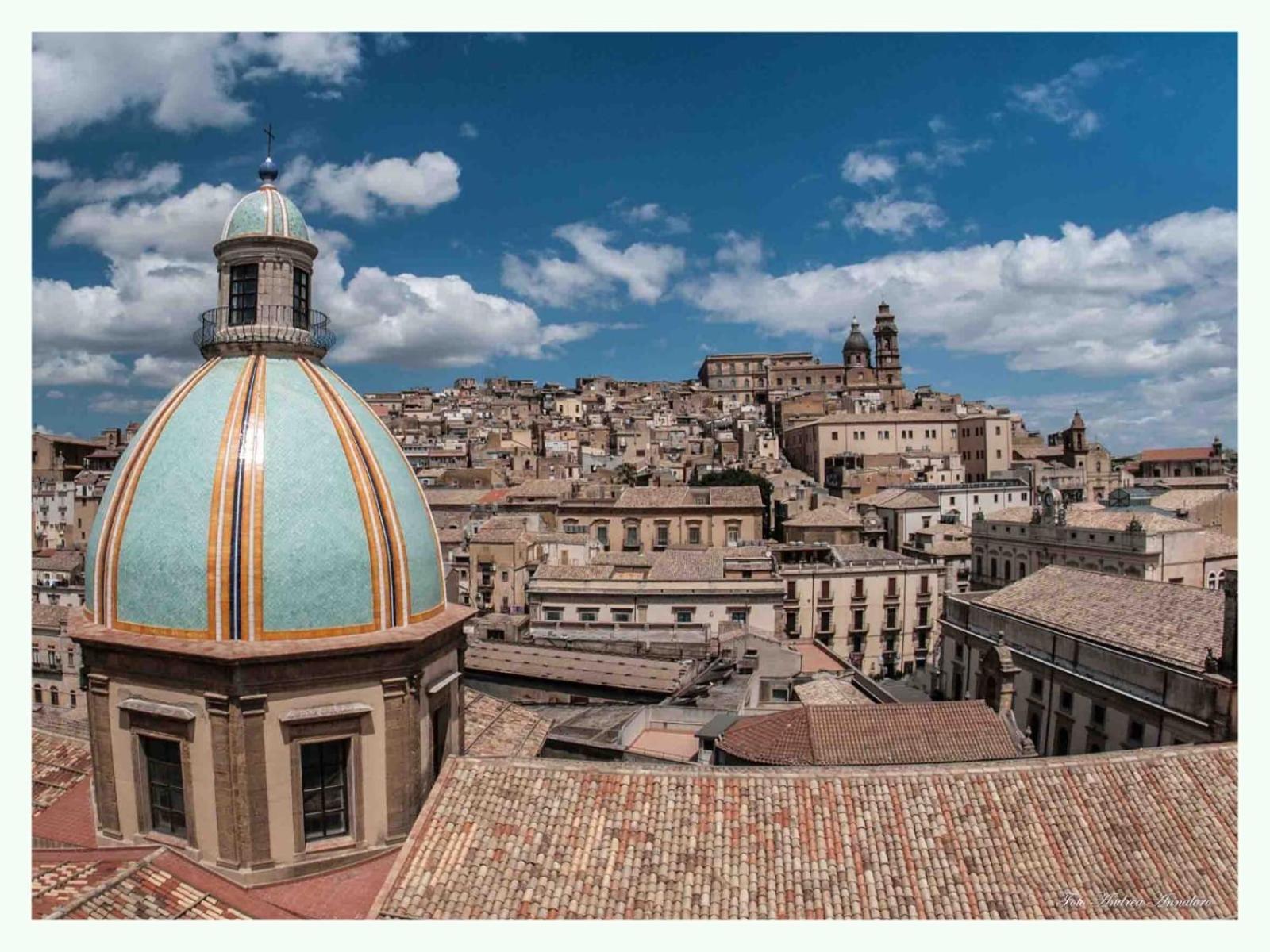 Al Quarantuno Daire Caltagirone Dış mekan fotoğraf
